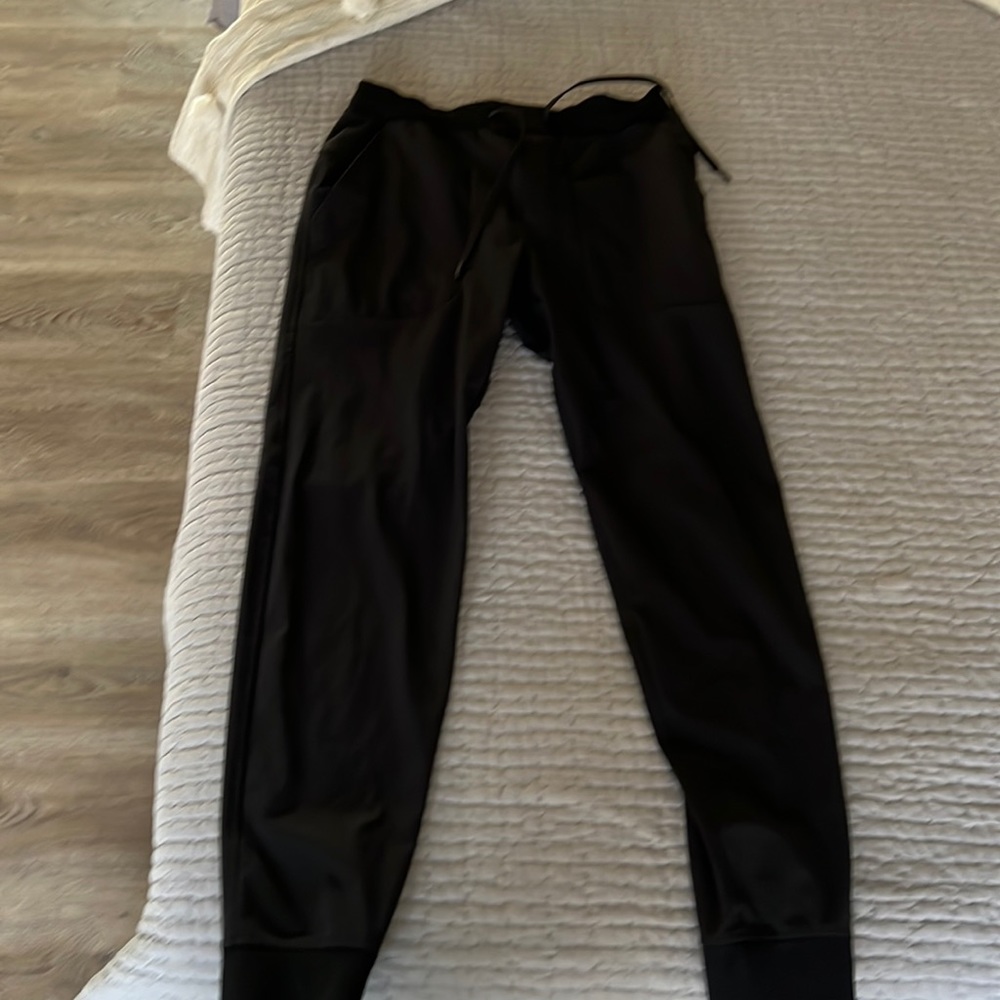 Lulu joggers